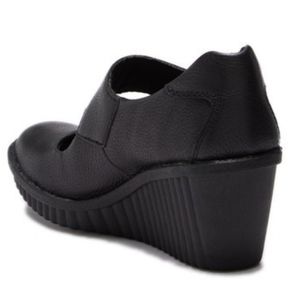 bionica darva wedge mary jane